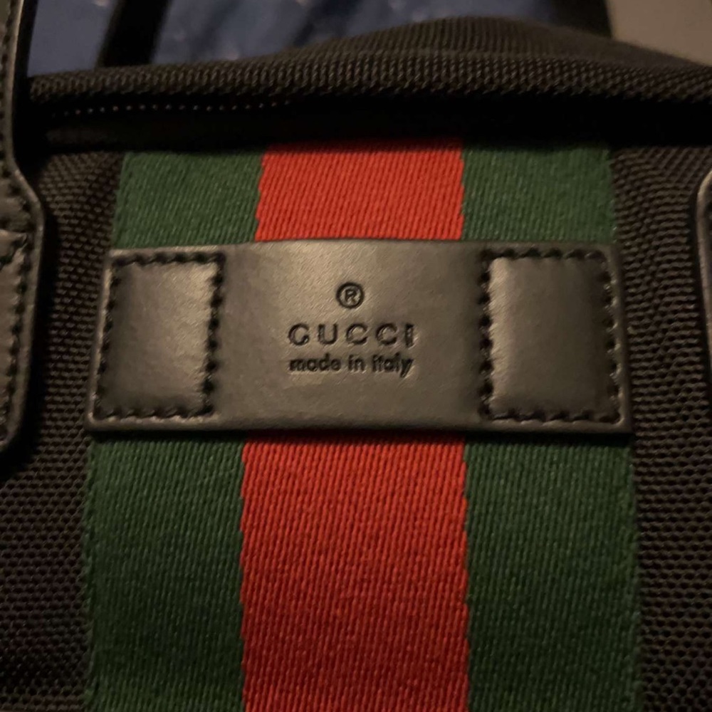 GUCCI Sherry Line Backpack Backpack
Sack Sack Techno Canvas Leather Black
Used - Picture 3 of 3